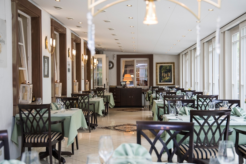 2020 09 24 Gräfinthalerhof Gastraum 05